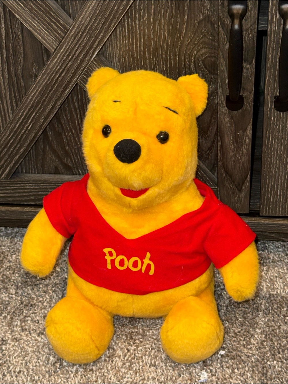 Disney Winnie the Pooh Plush 14" Talking Bear 1994